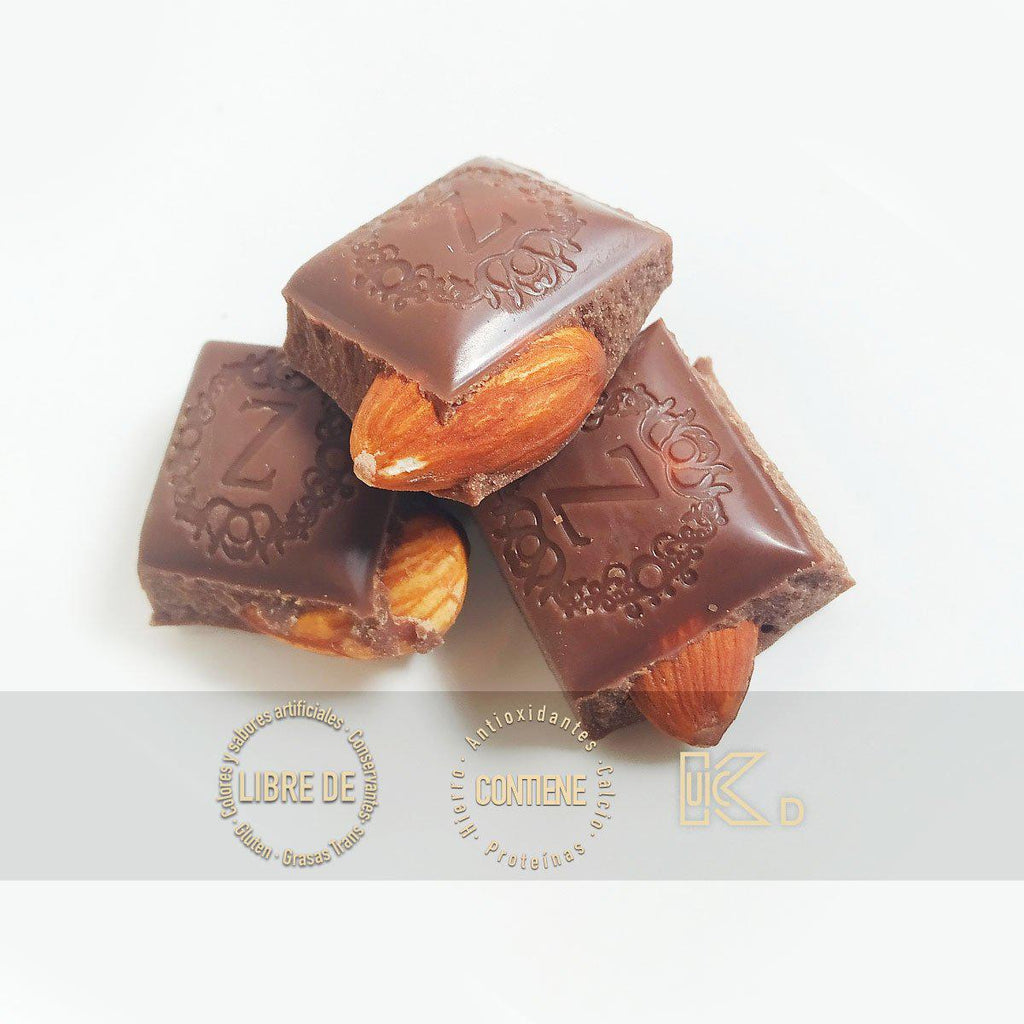 Zisnella Tabletas de Chocolate Con Leche y Almendras 42% Cacao (30g)